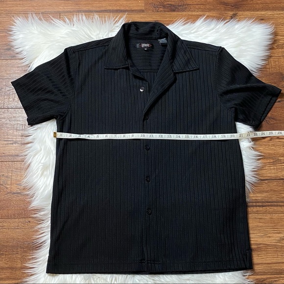 Phillipe Marcel Black Pleated Button Down Polo EUC - Picture 5 of 7